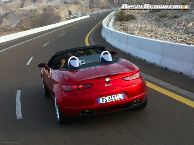 Alfa Romeo Alfa Romeo Spider 2009 Picture #10 Alfa Romeo Alfa Romeo Spider 2009 Picture #10
